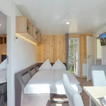 Holiday home Tiny Haus 72 Am Brombachsee *